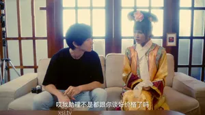 Em Ông chồng nghiện tình dục van xin bạn gái của anh trai cho đút vào 5cm thôi